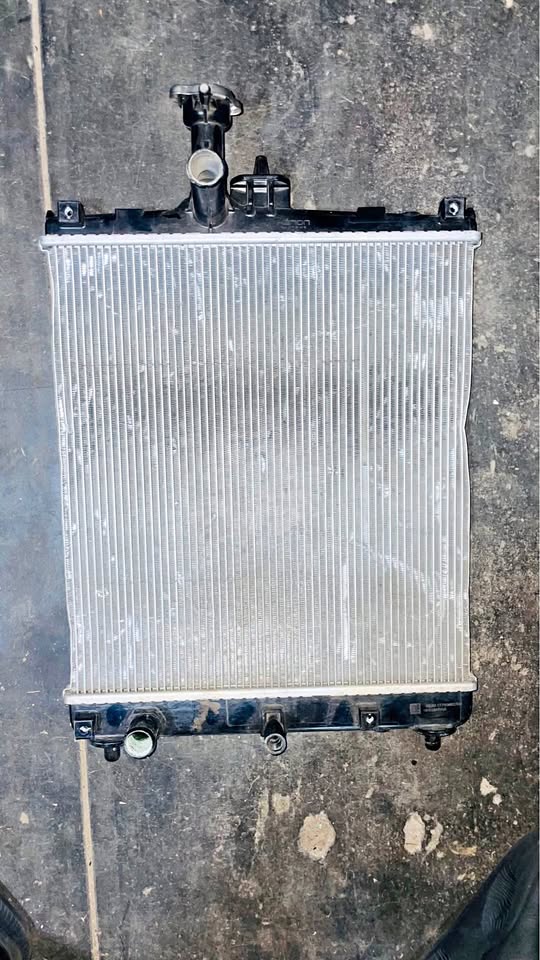 SUZUKI S-PRESSO RADIATOR - Private Seller SUZUKI S-PRESSO RADIATOR - Private Seller