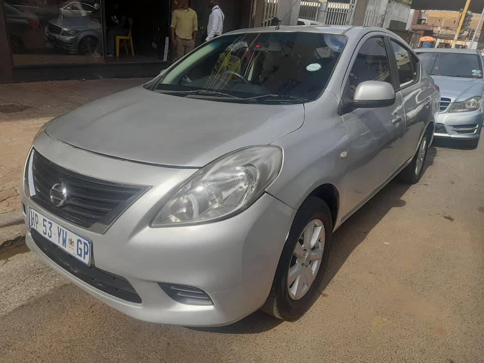 2015 NISSAN ALMERA 1.6 MANUAL 90000KM EXCELLENT CONDITION CONTACT LEON ON