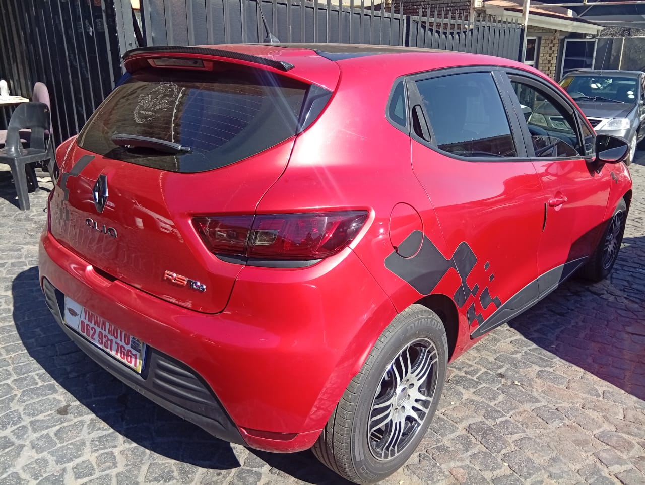 Used 2017 Renault Clio 66kW turbo Blaze - Private Seller Used 2017 Renault Clio 66kW turbo Blaze - Private Seller