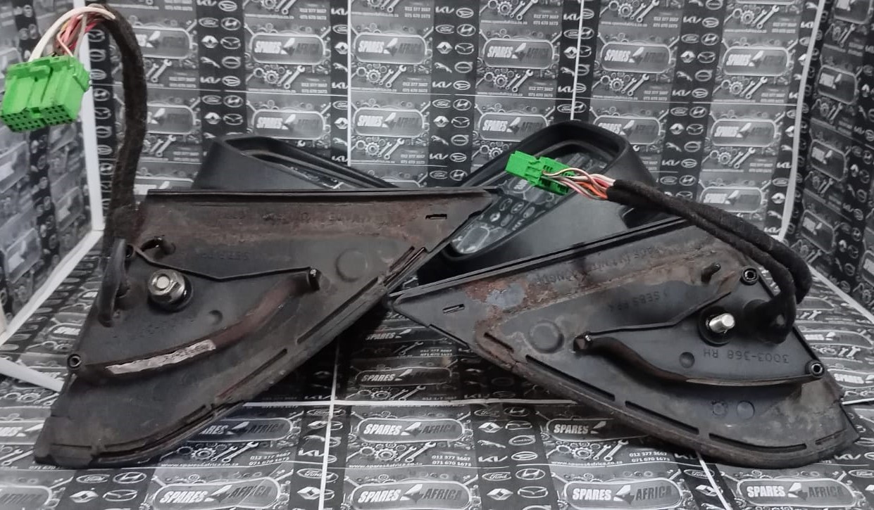 USED VOLVO XC90 DOOR MIRRORS FOR SALE - Private Seller USED VOLVO XC90 DOOR MIRRORS FOR SALE - Private Seller