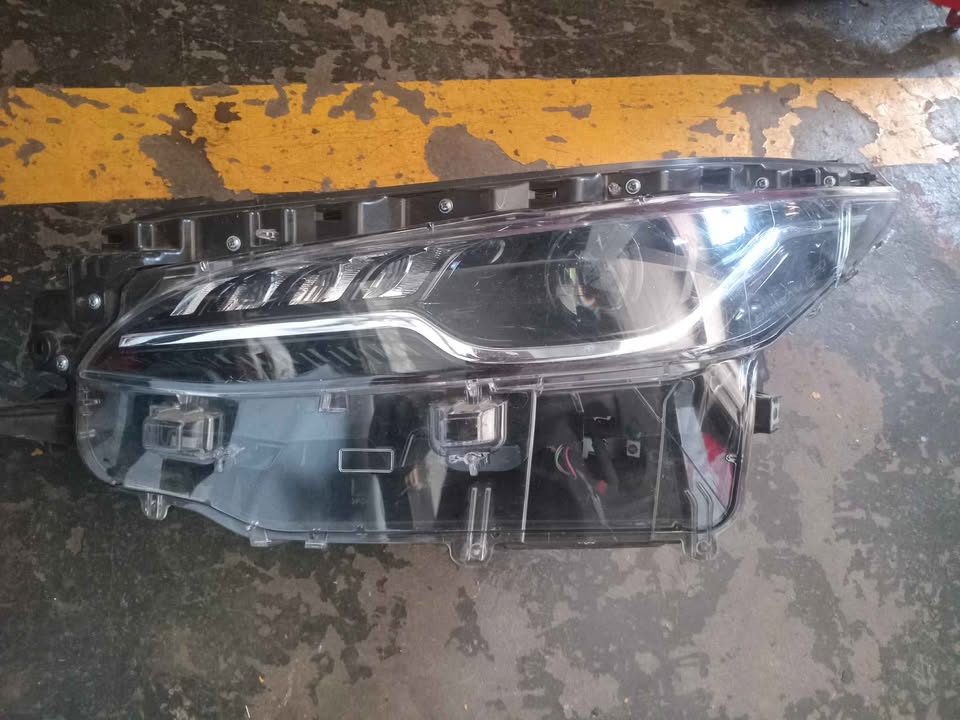 Toyota fortuner left side - Private Seller