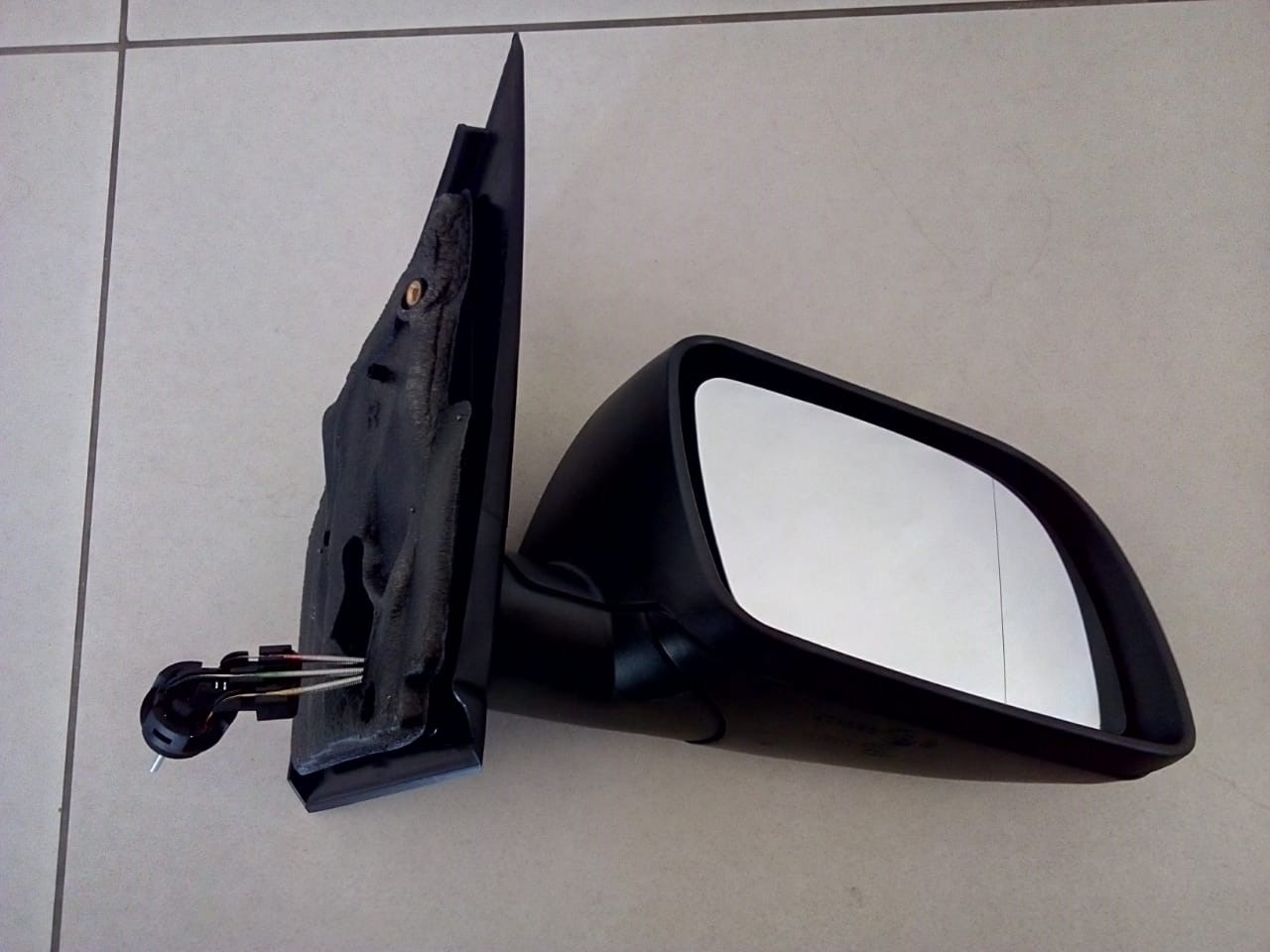 polo vivo mirror cover