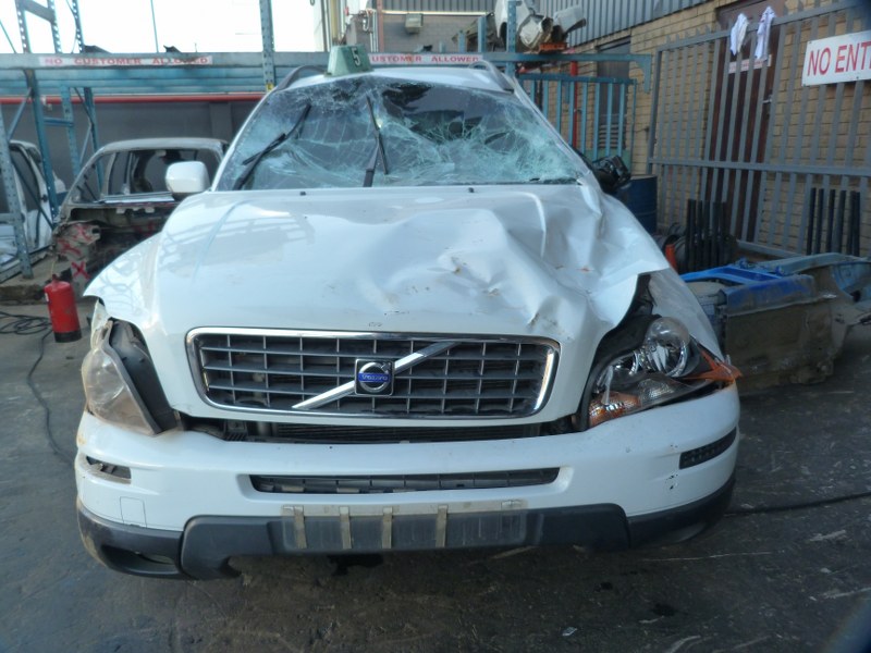 Volvo XC90 D5 AWD AT White - 2007 STRIPPING FOR SPARES - Private Seller Volvo XC90 D5 AWD AT White - 2007 STRIPPING FOR SPARES - Private Seller