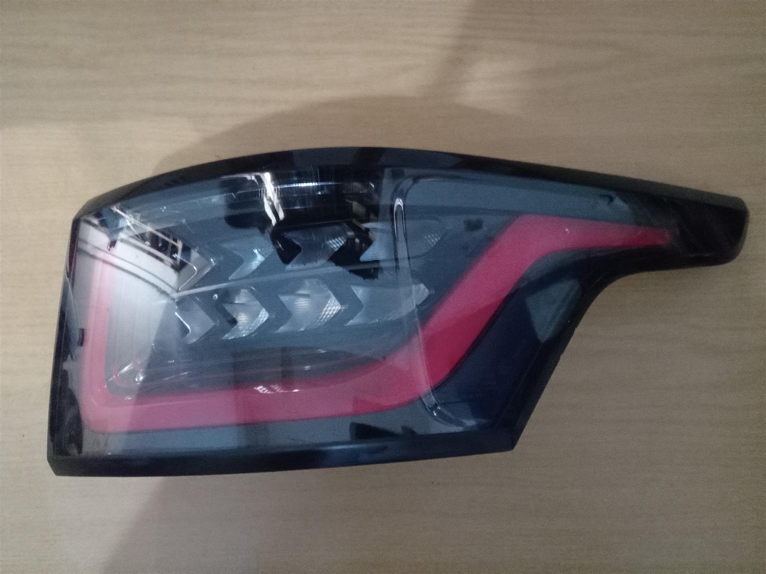 2020 Range Rover Sport Tailight - Private Seller