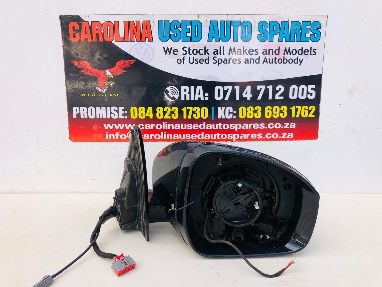 Range Rover Sport, Vogue and Discovery side electronic mirror with indicator - Private Seller Range Rover Sport, Vogue and Discovery side electronic mirror with indicator - Private Seller