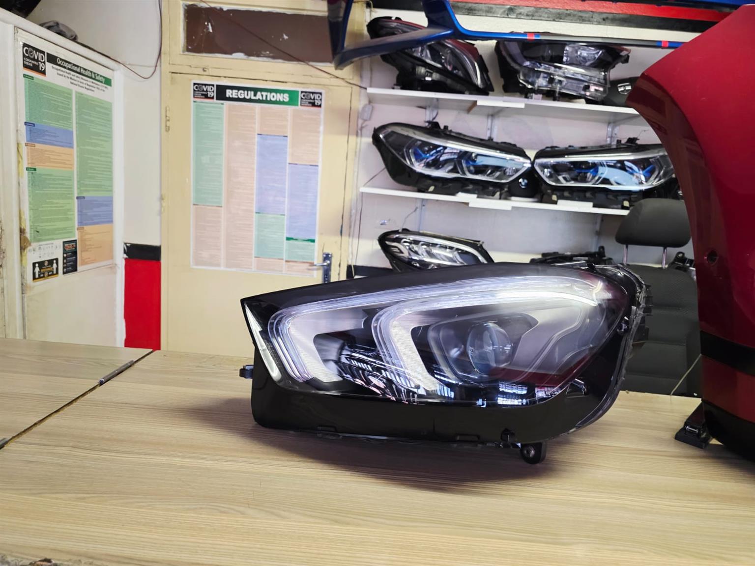 2023 MERCEDES BENZ GLE W617 SINGLE XENON LEFT HEADLIGHT FOR SALE - Private Seller 2023 MERCEDES BENZ GLE W617 SINGLE XENON LEFT HEADLIGHT FOR SALE - Private Seller