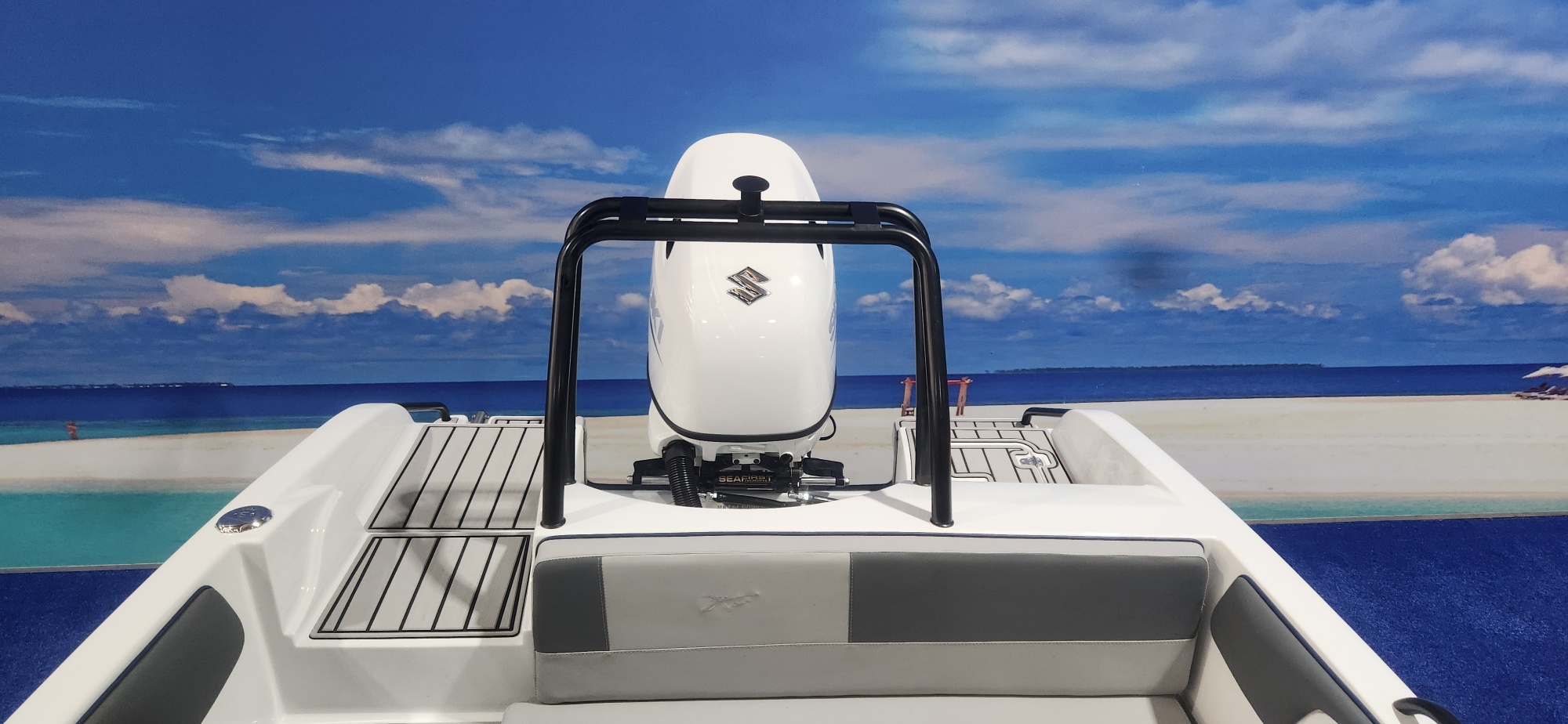 XF 170 ON TRAILER 140 HP SUZUKI 4 STROKE DRIVE BY WIRE