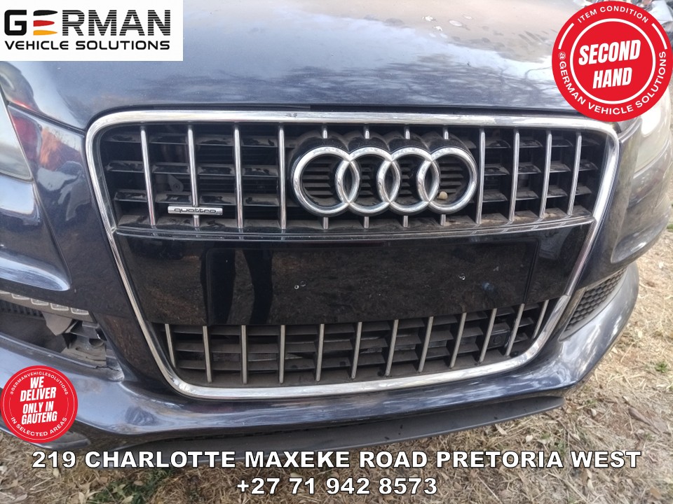 Audi Q7 3.0 tdi quattro facelift front main grill for sale - Private Seller