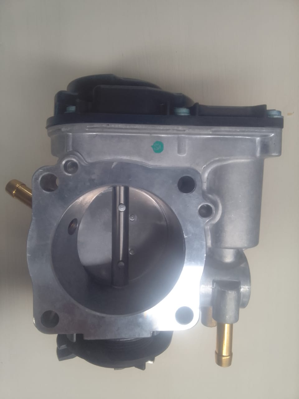 VOLKSWAGEN JETTA 4 1.6 THROTTLE BODY FOR SALE - Private Seller
