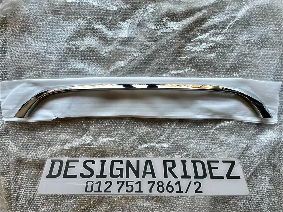 MINI COOPER R56 CHROME BONNET TRIM, AVAILABLE. - Private Seller MINI COOPER R56 CHROME BONNET TRIM, AVAILABLE. - Private Seller
