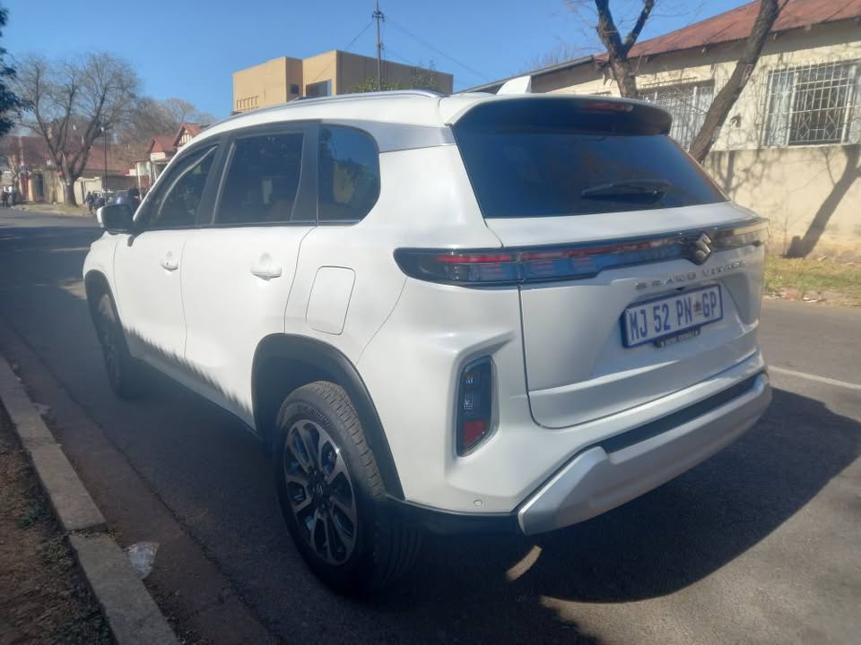 2024 Suzuki Grand Vitara 1.5 Petrol,  Automatic, White, 15000km, Sunroof, Leather seat,