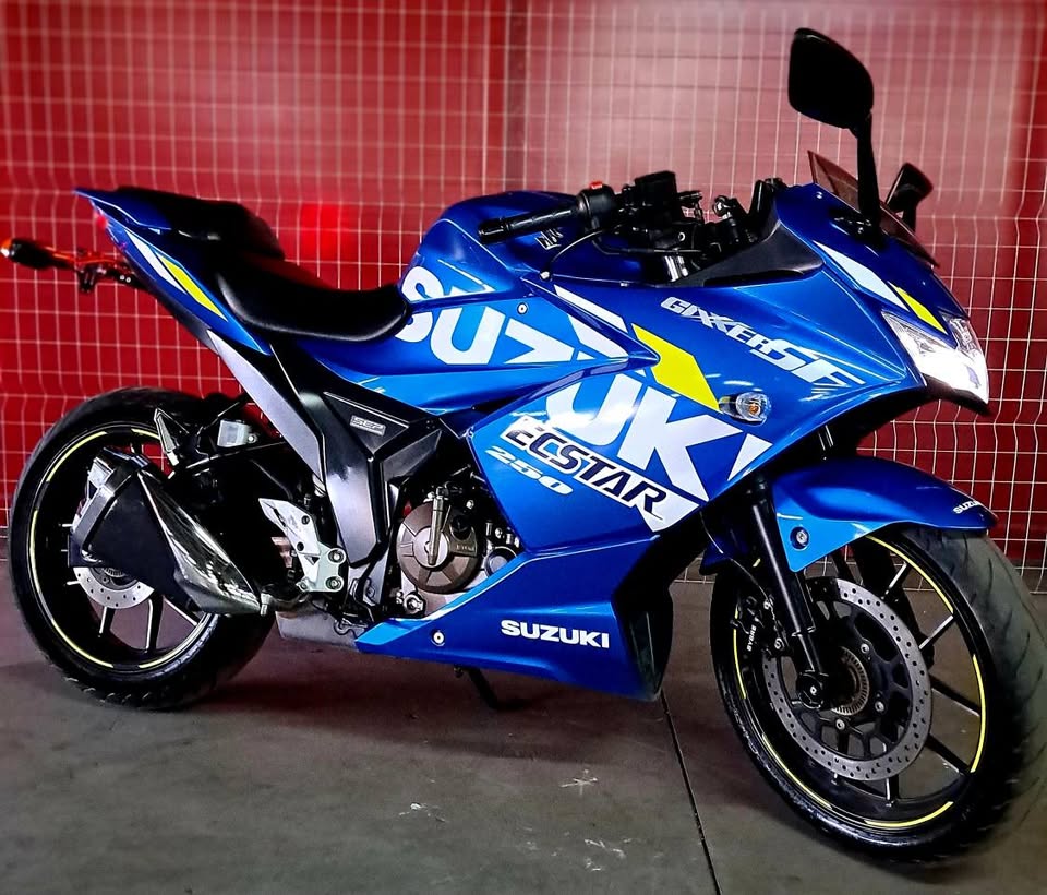 2022 SUZUKI GIXXER 250SF ABS - Private Seller 2022 SUZUKI GIXXER 250SF ABS - Private Seller