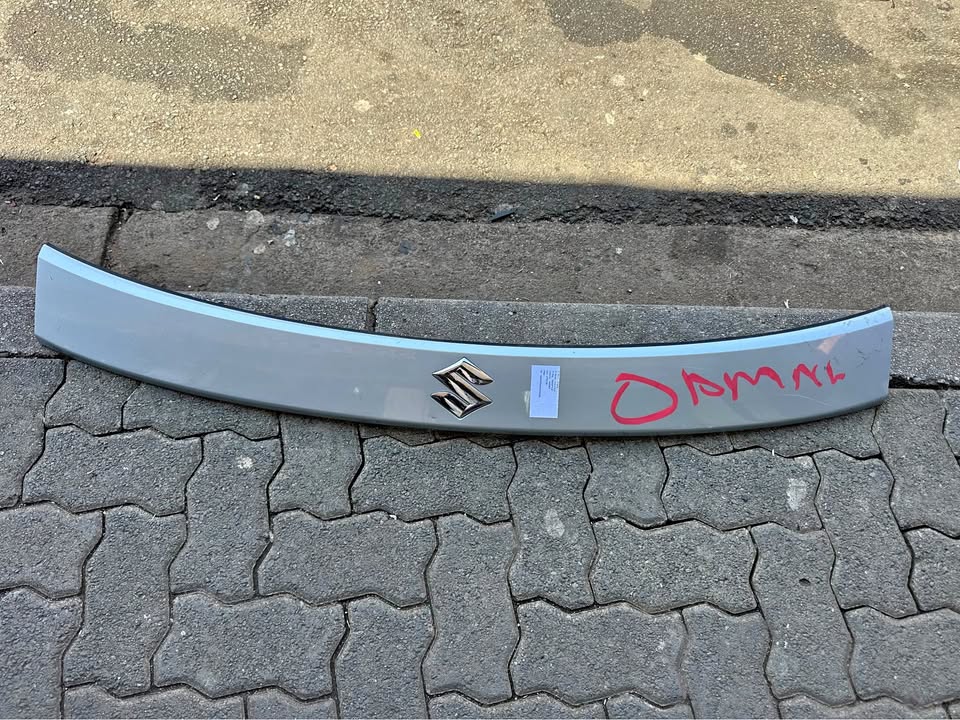 Suzuki bootlid cover - Private Seller Suzuki bootlid cover - Private Seller