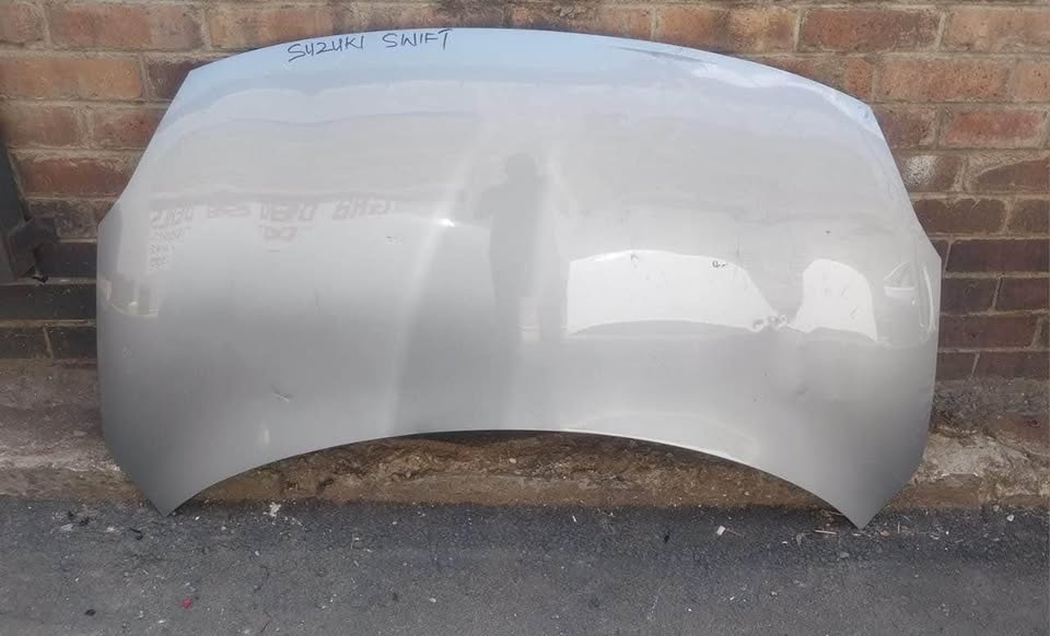 Suzuki Swift bonnet - Private Seller Suzuki Swift bonnet - Private Seller