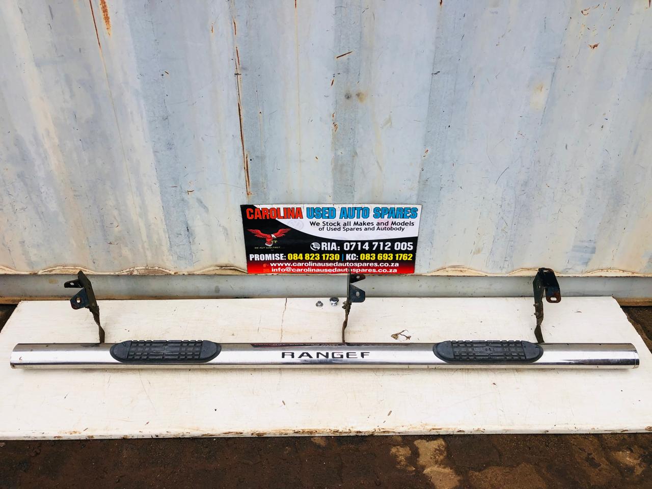 Ford Ranger T6/T7 oval chrome right side step (replacement) - Private Seller Ford Ranger T6/T7 oval chrome right side step (replacement) - Private Seller