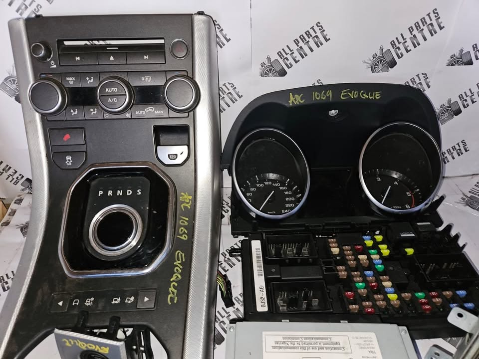 Range Rover Evoque 2.2 2013 complete lockset for sale - Private Seller Range Rover Evoque 2.2 2013 complete lockset for sale - Private Seller