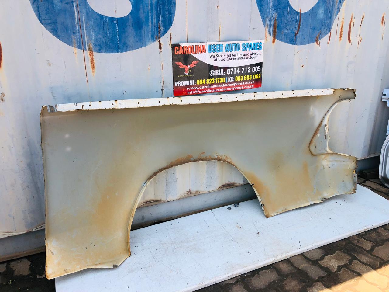 Toyota Hilux Gd6 left side loading bin panel double cab (2016-2021) - Private Seller Toyota Hilux Gd6 left side loading bin panel double cab (2016-2021) - Private Seller