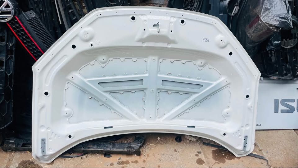 Toyota Urban Cruiser bonnet 2024 - Private Seller