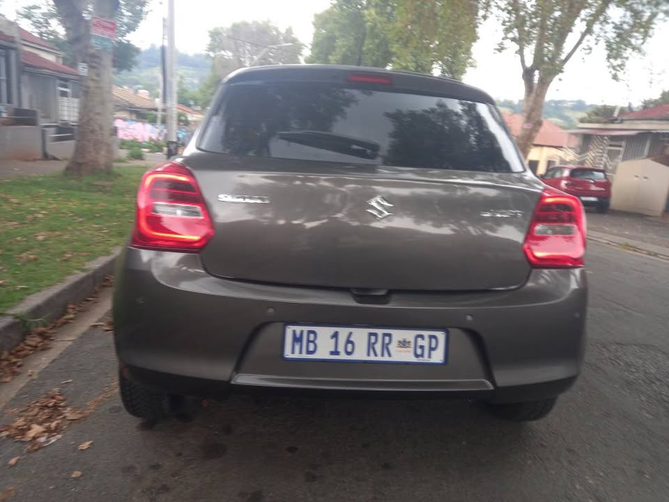 2022 Sezuki Swift 1.2 Petrol, Manual, Grey Color, Mileage