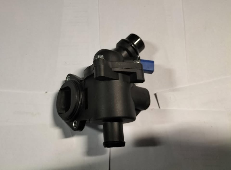 Audi 2.0 FSI NEW thermostat housing for sale - Private Seller Audi 2.0 FSI NEW thermostat housing for sale - Private Seller