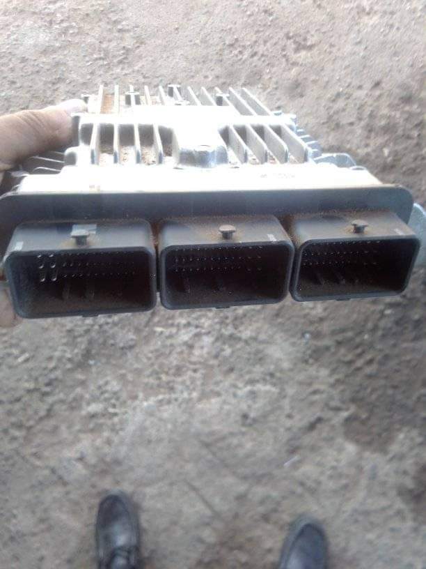 Land Rover discovery 3 ECU 2.7 - Private Seller