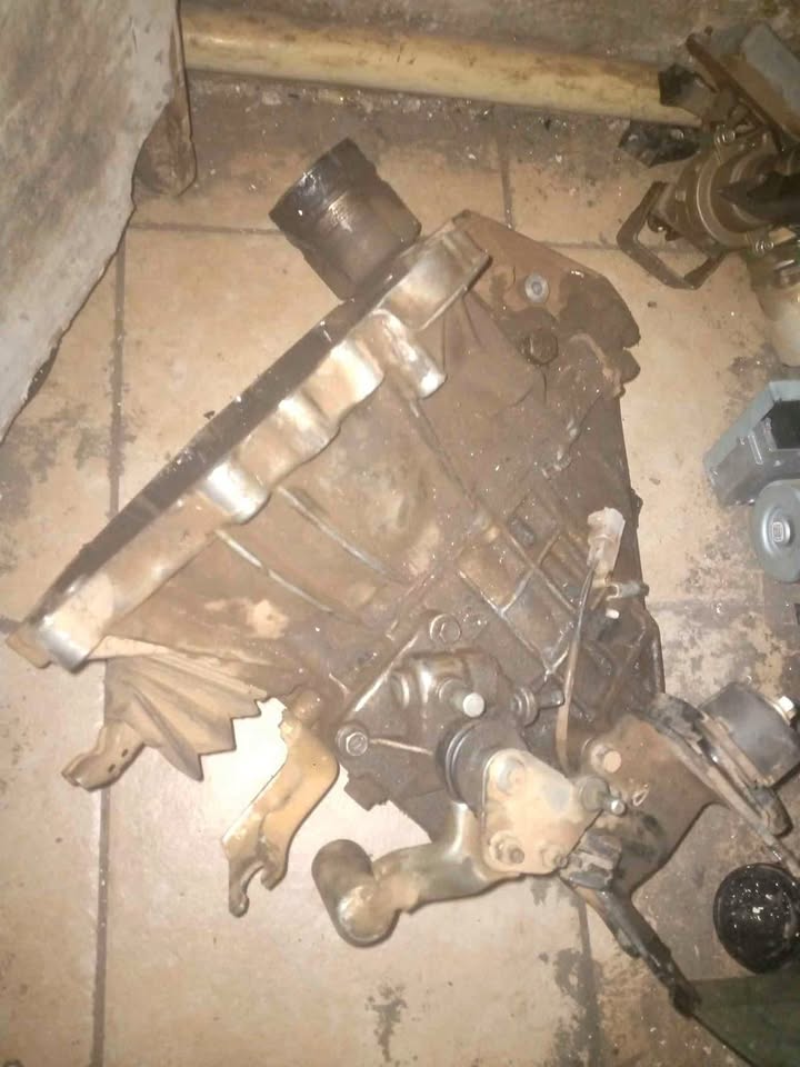 Toyota etios maunal gear box - Private Seller Toyota etios maunal gear box - Private Seller
