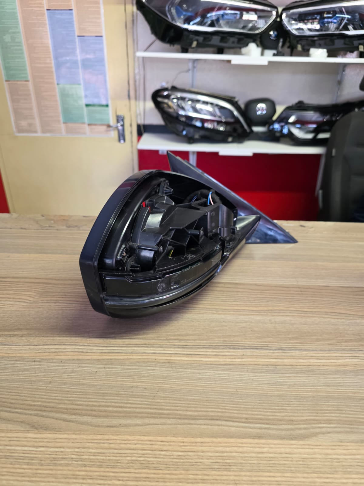 2020 Range Rover VELAR DOOR MIRROR Right for sale - Private Seller 2020 Range Rover VELAR DOOR MIRROR Right for sale - Private Seller