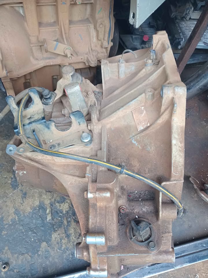 Datsun go maunal gear box 1.2 - Private Seller Datsun go maunal gear box 1.2 - Private Seller