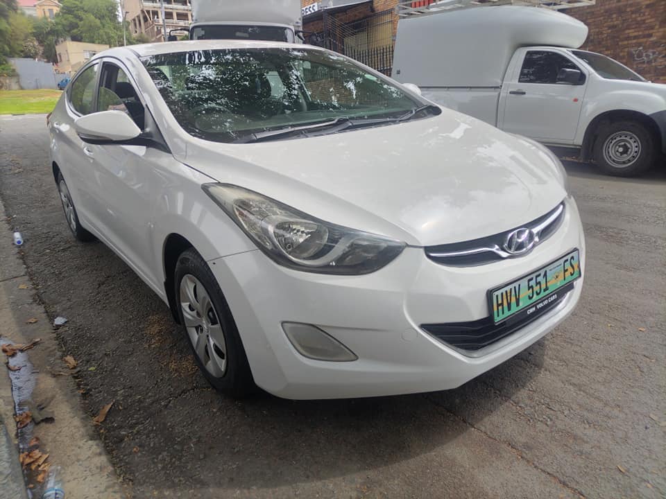 2014 Hyundai Elantra 1.6 Sedan