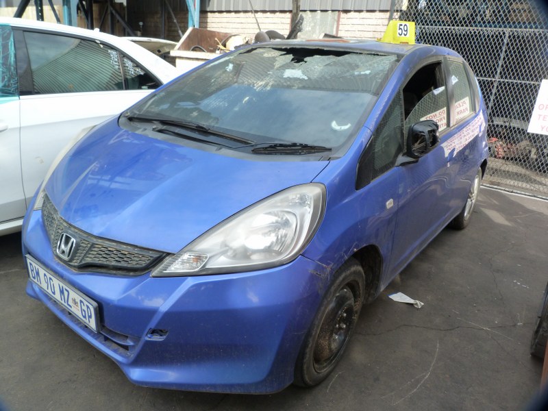 Honda Jazz 1.3 i-VTEC Manual Blue - 2013 STRIPPING FOR SPARES - Private Seller Honda Jazz 1.3 i-VTEC Manual Blue - 2013 STRIPPING FOR SPARES - Private Seller