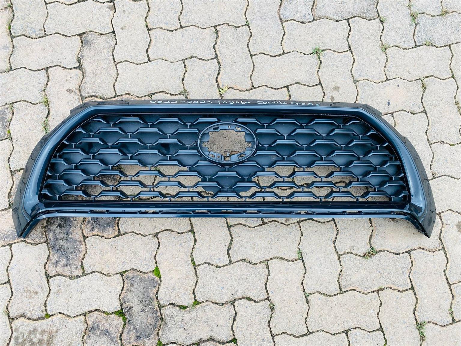 2022-2023 Toyota Corolla cross front grill for sale - Private Seller 2022-2023 Toyota Corolla cross front grill for sale - Private Seller