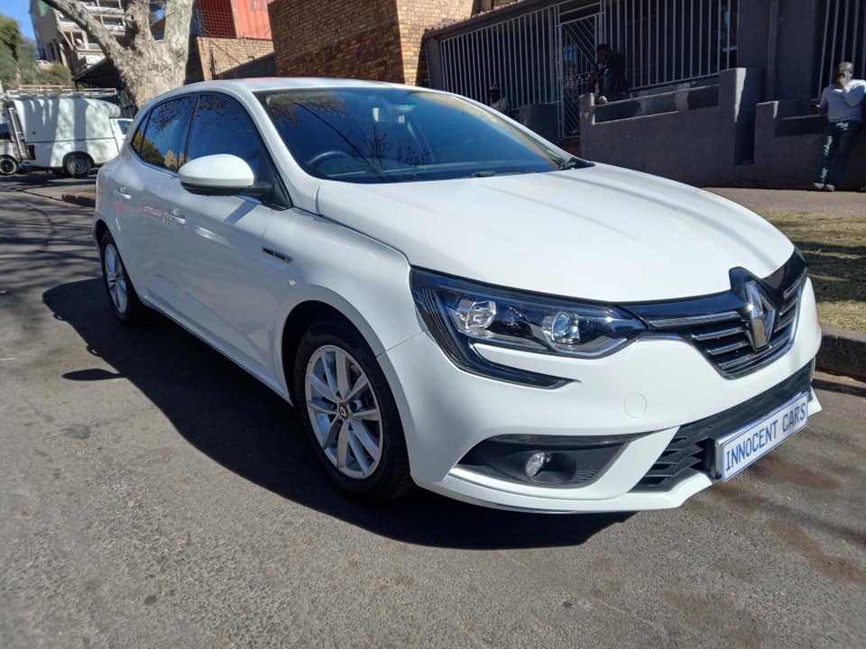 2019 RENAULT MAGANE 1.6 ENGINE PETROL, MANUAL, WHITE COLOR, MILEAGE