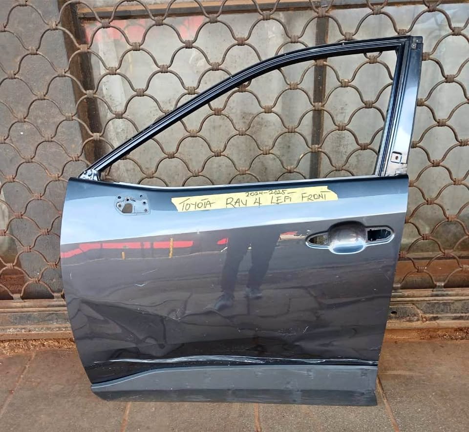 Toyota RAV4 left door 2025 - Private Seller Toyota RAV4 left door 2025 - Private Seller