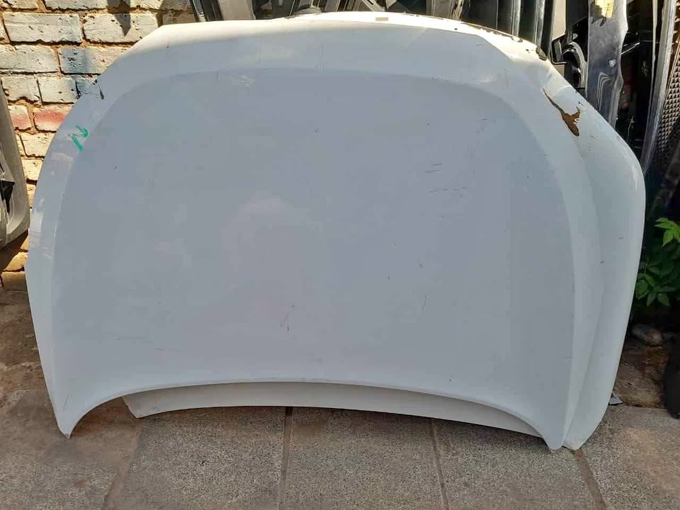 HYNDAI TUCSON BONNET 2016 TO 2022 MODEL  Used Auto Body Spare Parts at Sema - Private Seller