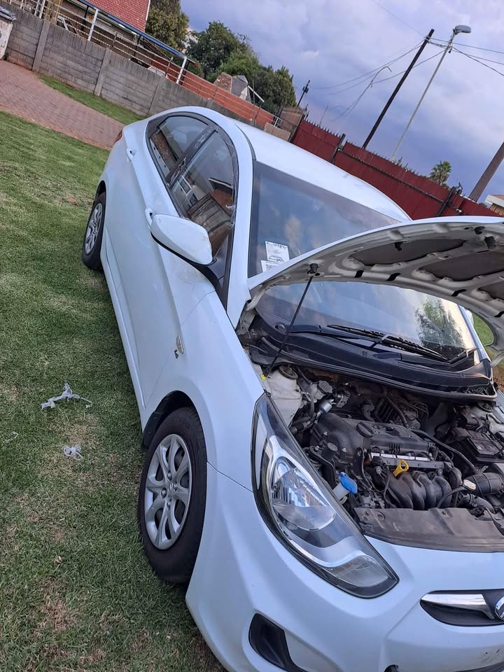 Hyundai Accent 1.6l 2013 Model Code2 With A G4FC Engine Ready To Strip For Spares At Spareline Auto - Private Seller