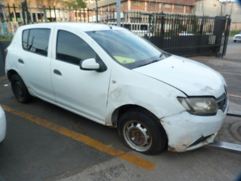 Renault Sandero 900T Manual H4BA White - 2016 SPARESBOYZ STRIPPING FOR SPARES - Private Seller Renault Sandero 900T Manual H4BA White - 2016 SPARESBOYZ STRIPPING FOR SPARES - Private Seller