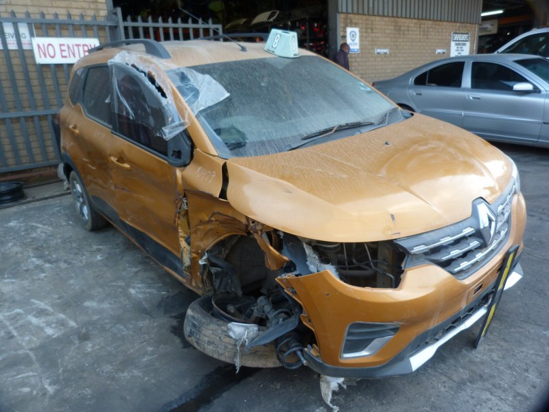 Renault Triber 1.0 Manual Gold - 2020 SPARESBOYZ STRIPPING FOR SPARES - Private Seller Renault Triber 1.0 Manual Gold - 2020 SPARESBOYZ STRIPPING FOR SPARES - Private Seller