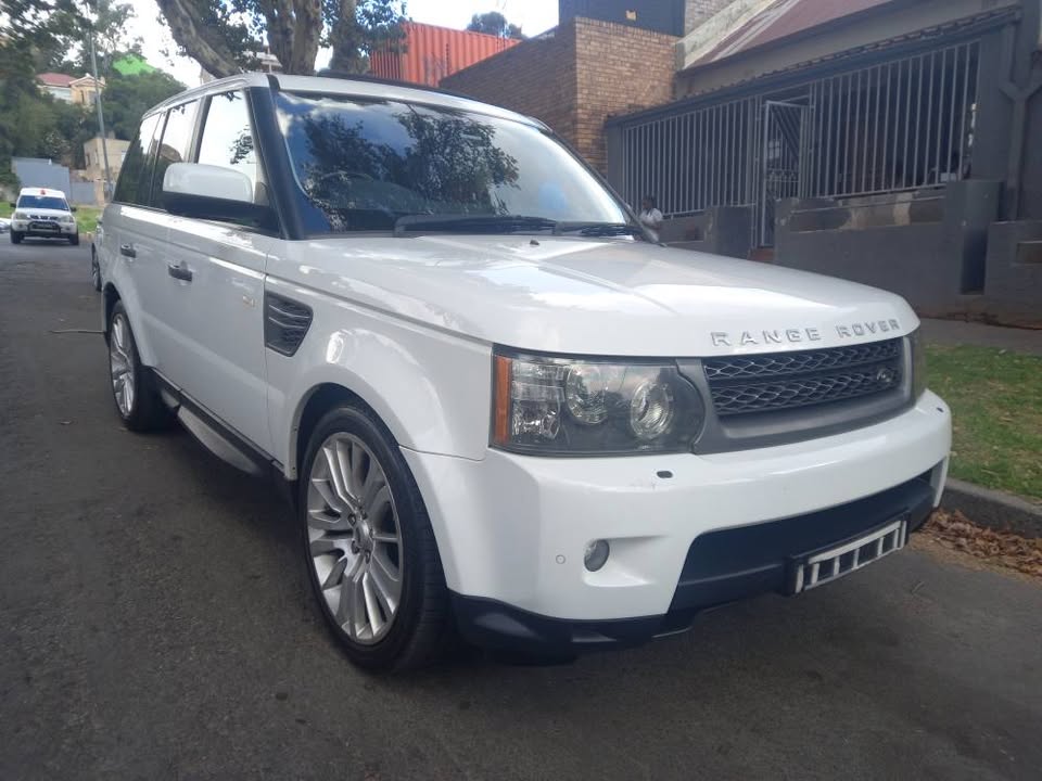 2011 Range Rover Sport HSE Luxury V6 Mileage 235000kms Automatic Transmission