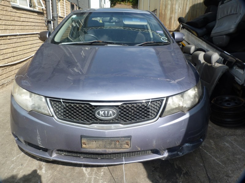Kia Cerato 1.6 Manual Grey - 2010 STRIPPING FOR SPARES - Private Seller