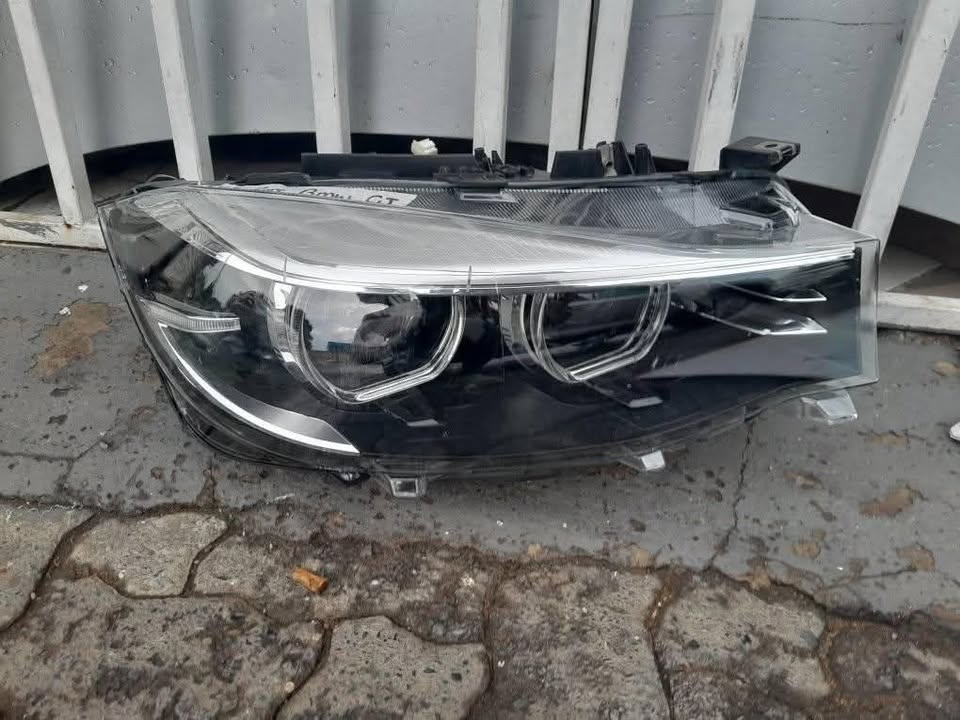 2016-2018 BMW GT RIGHT SIDE HEADLIGHT FOR SALE - Private Seller 2016-2018 BMW GT RIGHT SIDE HEADLIGHT FOR SALE - Private Seller