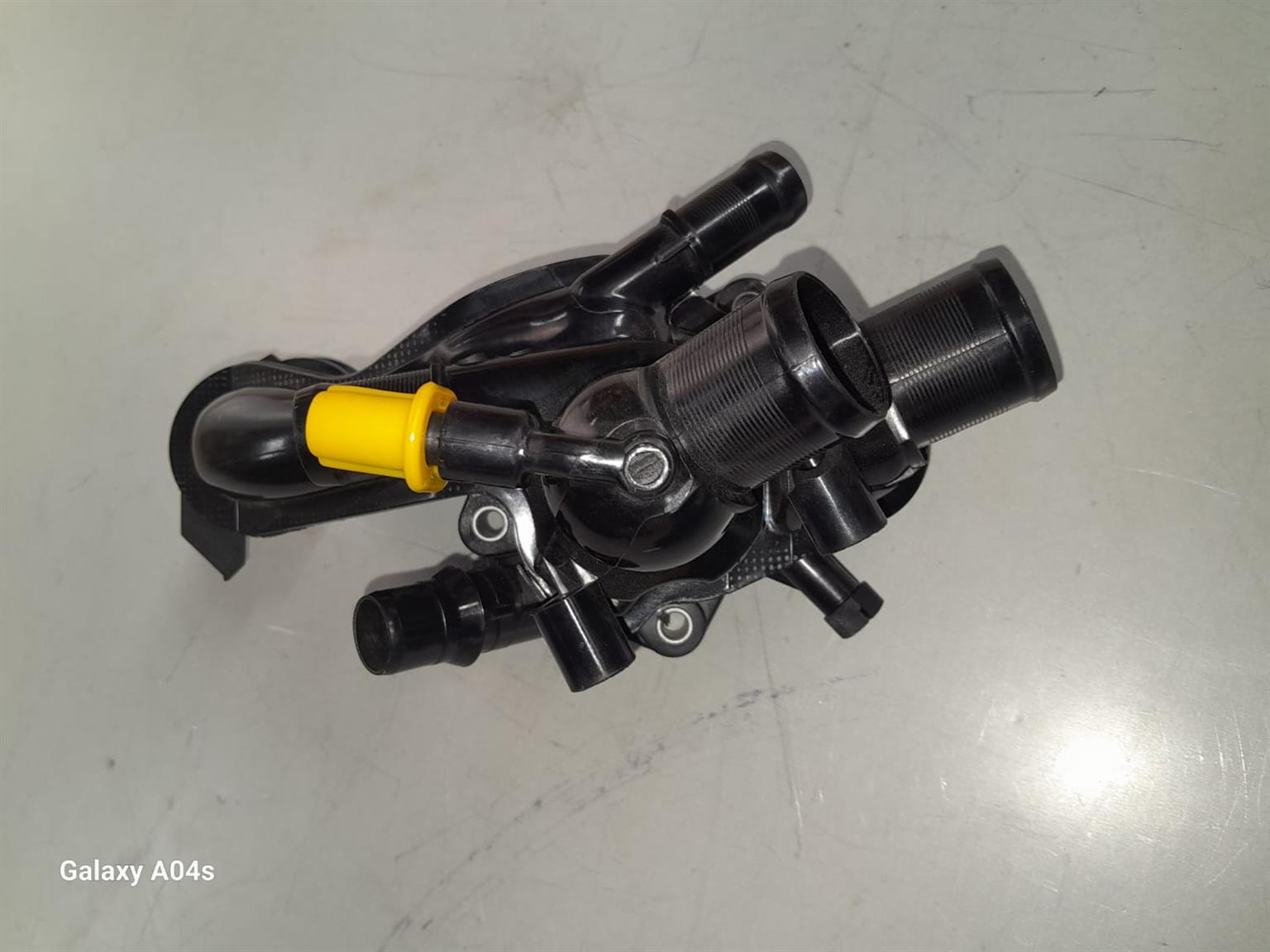 PEUGEOT 308 2.0L 4 PIN THERMOSTAT HOUSING FOR SALE - Private Seller PEUGEOT 308 2.0L 4 PIN THERMOSTAT HOUSING FOR SALE - Private Seller