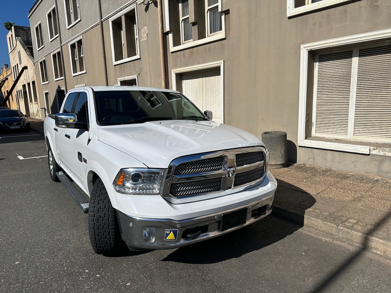 2015 Ram 1500 – Longhorn Limited – 5.7 Hemi