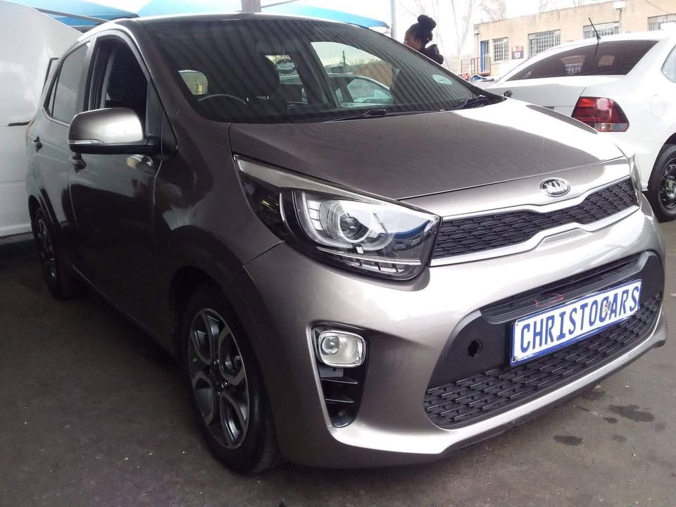 2020 Kia Picanto hatchback manual 2020