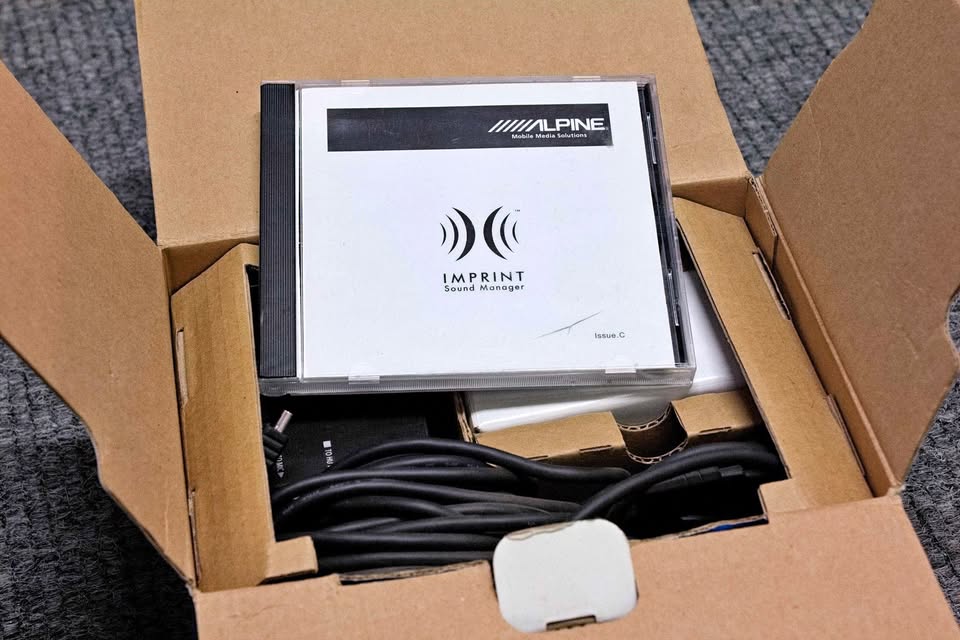 Alpine Imprint KTX100-EQ Alpine Imprint KTX100-EQ