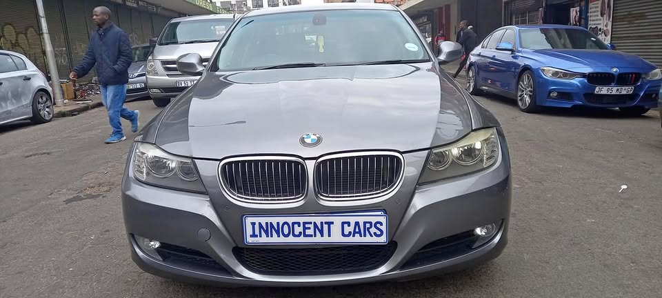 2010 BMW E90 PETROL,  AUTOMATIC TRANSMISSION, GREY COLOUR, MILEAGE , PRICE