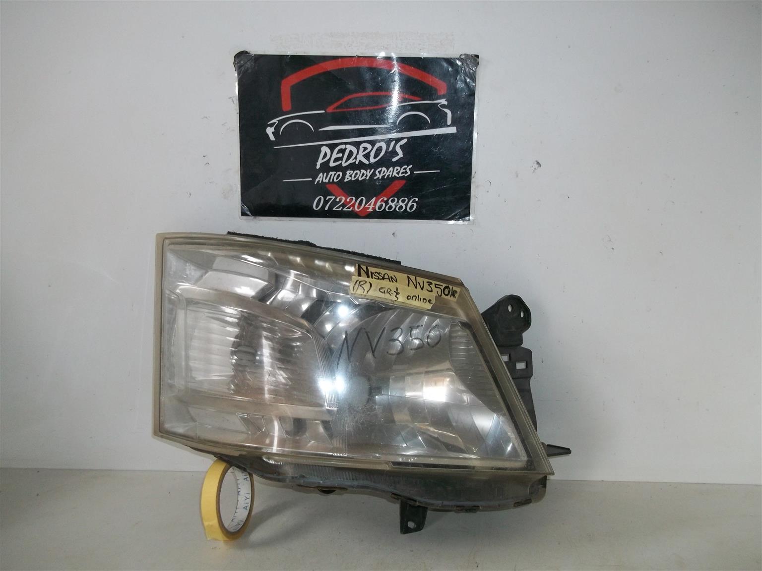 Nissan NV350 '12-'18 right headlight - Private Seller Nissan NV350 '12-'18 right headlight - Private Seller