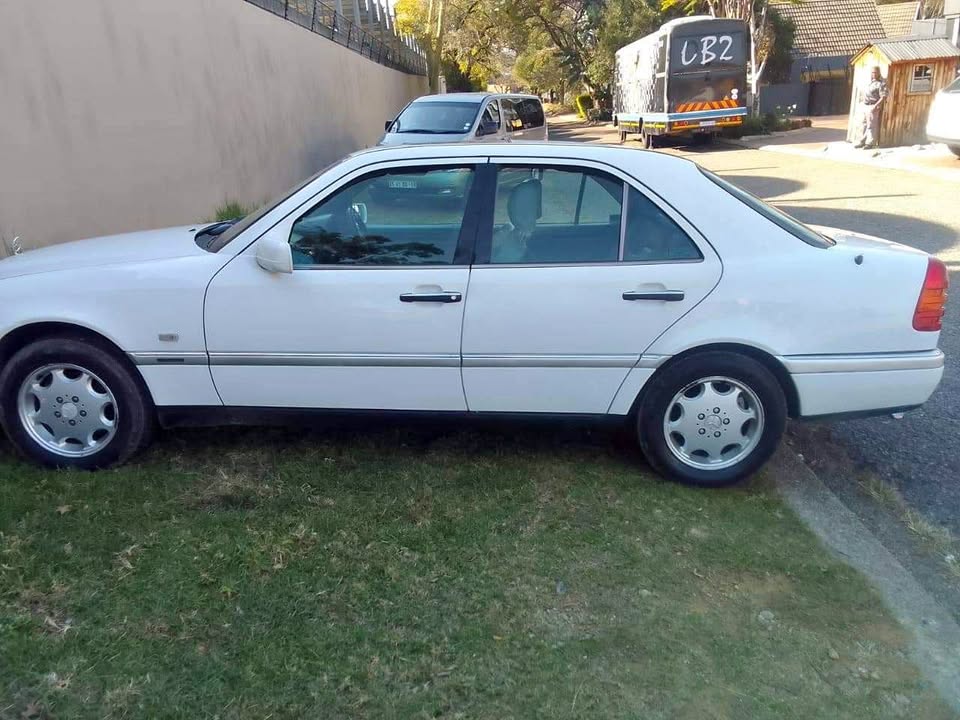 Mercedes Benz C 280 1999 Mercedes Benz C 280 1999