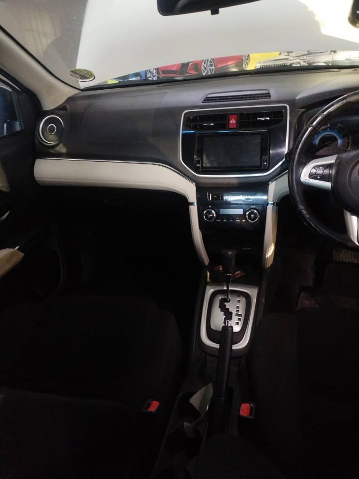 2018 TOYOTA RUSH VVTI 1.5 PETROL AUTOMATIC