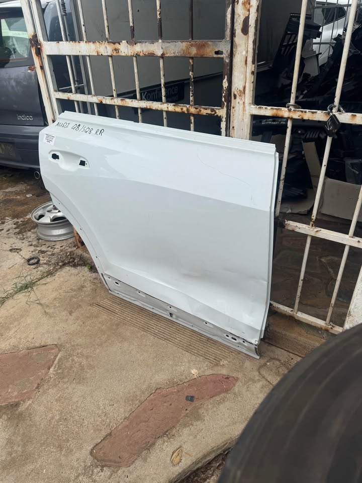 Audi SQ8 Right Rear Back Door - Private Seller Audi SQ8 Right Rear Back Door - Private Seller