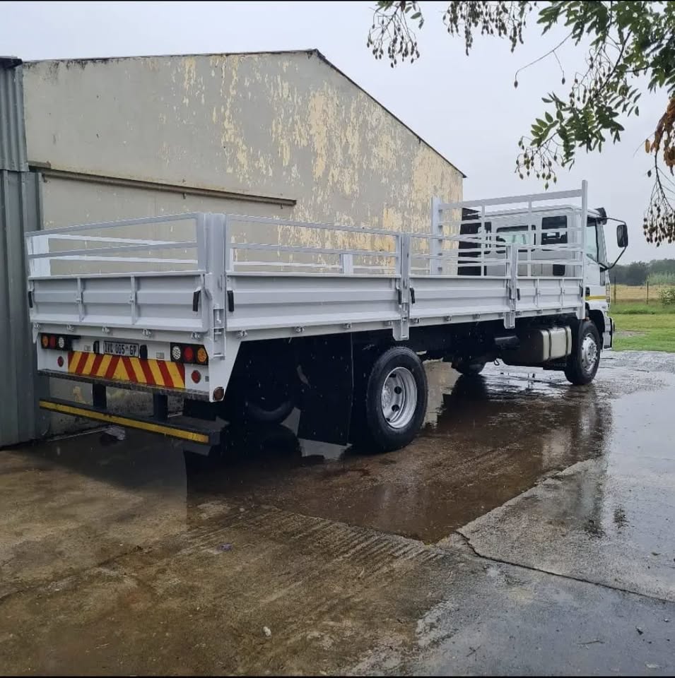2013 iveco  160e24 8ton